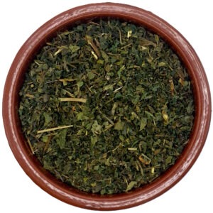 Handverlesene Brennnesselblätter von HUNNIC Naturkraft – naturbelassen, grün und sorgfältig getrocknet