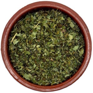 Handverlesene Melissenblätter von HUNNIC Naturkraft – naturbelassen, grün und frisch getrocknet